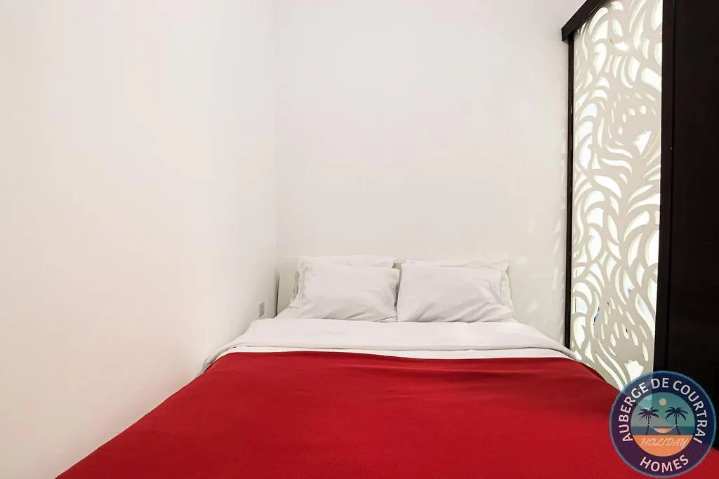 Fully Furnished Studio Unit At Joya Verde Ντουμπάι 0*,